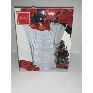 Mikasa Glass Holiday Vase Christmas Tree Winter Dreams Frosted 8 Inch Gift